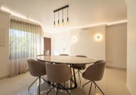 Charming 2 bedroom townhouse
