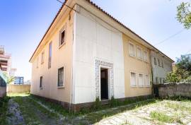6 Bedroom Villa with Suite in the Heart of Benfica – Traditional Charm and Unique Space