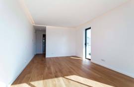 5 Bedroom Villa with Garden and Pool in Birre, Cascais