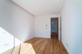 5 Bedroom Villa with Garden and Pool in Birre, Cascais