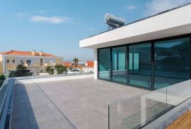 3-Bed Villas with Pool & Bay Views | Silver Coast Portugal