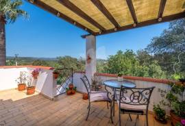 Charming 2+ Bedroom Villa with Pool for Sale in São Brás de Alportel, East Algarve