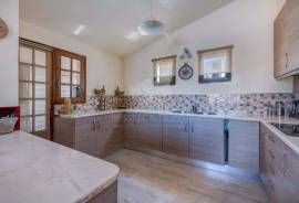 Charming 2+ Bedroom Villa with Pool for Sale in São Brás de Alportel, East Algarve
