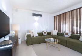 Renovated 5 Bedroom Villa with Sea Views, Pool and Large Plot near Boliqueime