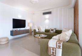 Renovated 5 Bedroom Villa with Sea Views, Pool and Large Plot near Boliqueime