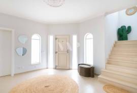 Renovated 5 Bedroom Villa with Sea Views, Pool and Large Plot near Boliqueime