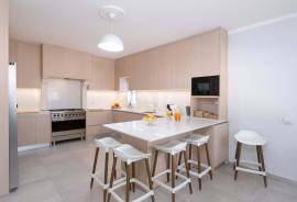 Renovated 5 Bedroom Villa with Sea Views, Pool and Large Plot near Boliqueime