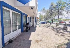 Fully Equipped Restaurant in Prime Location in Quarteira