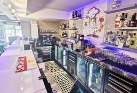 Fully Equipped Restaurant in Prime Location in Quarteira
