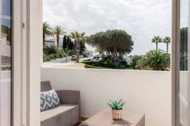 Charming Townhouse with Sea Views in Budens