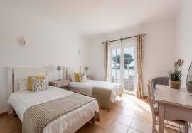 Charming Townhouse with Sea Views in Budens