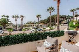 Charming Townhouse with Sea Views in Budens