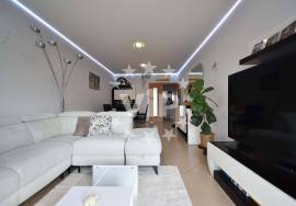 QUARTEIRA  -  CENTER - THREE BEDROOM APARTMENT - SWIMMING POOL