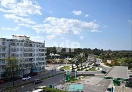 QUARTEIRA  -  CENTER - THREE BEDROOM APARTMENT - SWIMMING POOL
