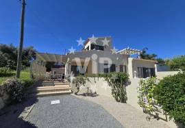 VILLA WITH POOL - PECHÃO - T3