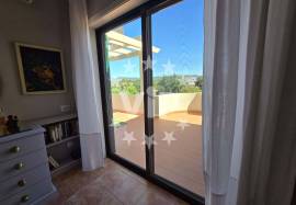 VILLA WITH POOL - PECHÃO - T3