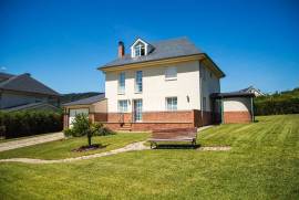 Stunning 4 Bed Villa For Sale in Villafranca del Bierzo, Leon Spain