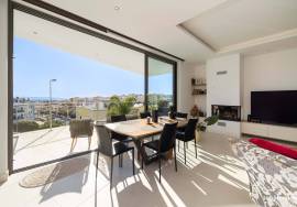 Contemporary Villa with Panoramic Lagos & Ocean Views in Cerro das Mós