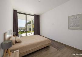 Contemporary Villa with Panoramic Lagos & Ocean Views in Cerro das Mós
