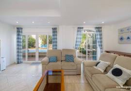 3 Bedroom Semi-Detached Villa - Luz - Lagos