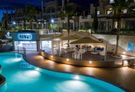 Elegant 2-Bedroom Apartment with Private Rooftop in Pine Hills