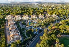 Elegant 2-Bedroom Apartment with Private Rooftop in Pine Hills
