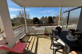 Flats / Apartments for sale - 2 rooms - 44 m2 - PLOERMEL - (56800)