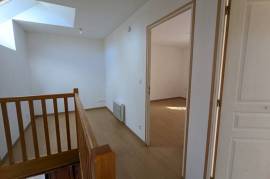 Houses for rent - 5 rooms - 87 m2 - GUILLAC - (56800)