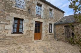 Houses for rent - 5 rooms - 87 m2 - GUILLAC - (56800)