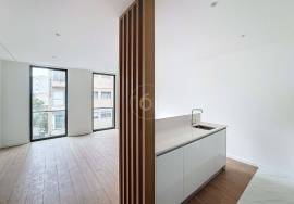 1 bedroom apartment in the area of the Constitution with two fronts