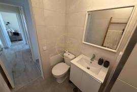 2 Bedroom Apartment with SEA VIEW, Garage, Air conditioning in Quarteira