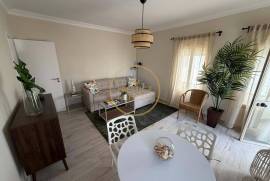 2 Bedroom Apartment with SEA VIEW, Garage, Air conditioning in Quarteira