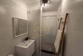 2 Bedroom Apartment with SEA VIEW, Garage, Air conditioning in Quarteira