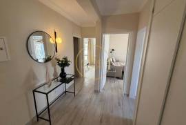 2 Bedroom Apartment with SEA VIEW, Garage, Air conditioning in Quarteira