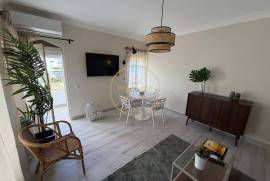 2 Bedroom Apartment with SEA VIEW, Garage, Air conditioning in Quarteira