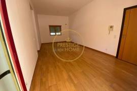 2 Bedroom Apartment with Balcony – Vale de Rãs