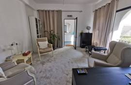 Rental of Shop / Office / Clinic in Montes de Alvor