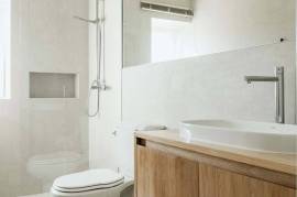 Stylish Renovated 3 Bedroom Villa with Panoramic Views in Alvor