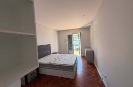 APARTMENT WITH SEA VIEW NEAR THE FORUM