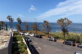 APARTMENT WITH SEA VIEW NEAR THE FORUM