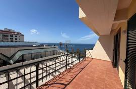 APARTMENT WITH SEA VIEW NEAR THE FORUM