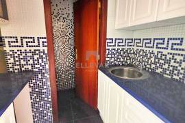 SHOP + WAREHOUSE IN FUNCHAL