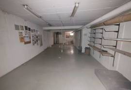 SHOP + WAREHOUSE IN FUNCHAL