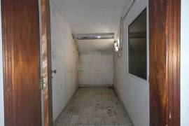 SHOP + WAREHOUSE IN FUNCHAL