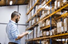 SHOP + WAREHOUSE IN FUNCHAL