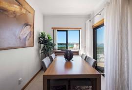 Ferragudo - 2+1 bedroom end townhouse with sea views and private pool