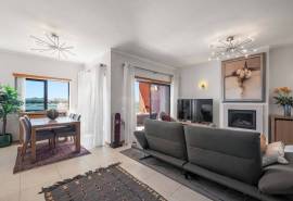 Ferragudo - 2+1 bedroom end townhouse with sea views and private pool