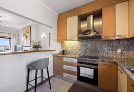 Ferragudo - 2+1 bedroom end townhouse with sea views and private pool