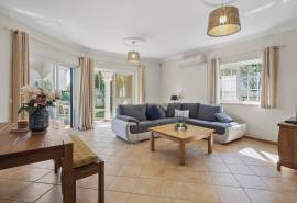 Carvoeiro - Charming 3-Bedroom Villa with Heated Pool Near Carvoeiro