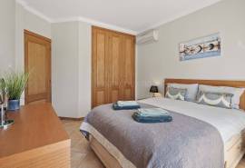 Carvoeiro - Charming 3-Bedroom Villa with Heated Pool Near Carvoeiro